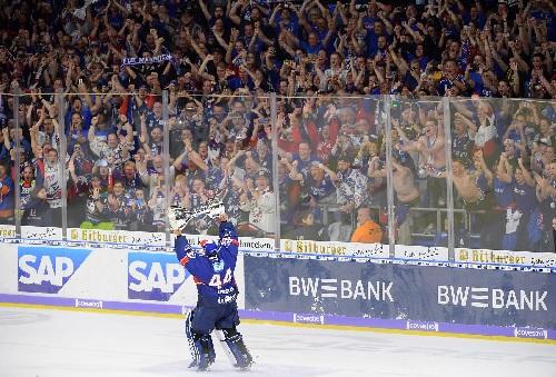 DEL: Srečanje Adler Manheima in Iserlohn Roosters